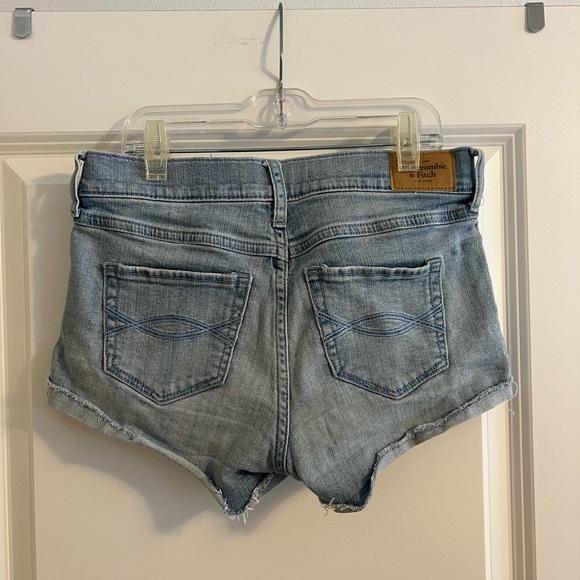 Abercrombie and Fitch Light Blue Denim Shorts - Picture 2 of 3
